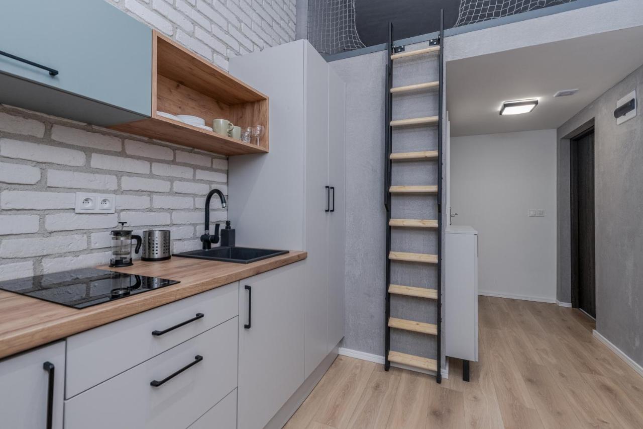 Parkside Fresh Apartments - Old Town Guesthouse - By Upstairs Krakow Bagian luar foto